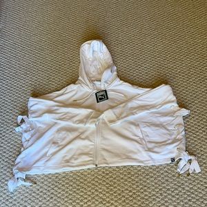 Puma zip up hoodie.  Size S.  White.  Never worn. Tags on